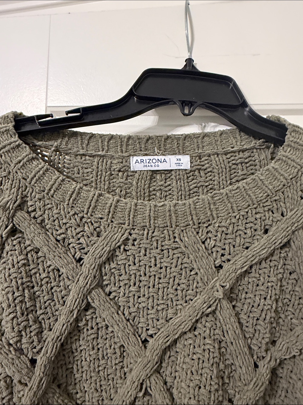 Arizona Jean Company Olive Cable Knit Pullover crop top